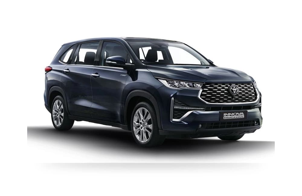 Toyota Innova Hycross